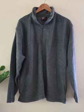 ROADSTER Men's NWOT Fleece Zip Up Sweater - L